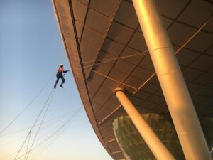 Read more about the article Exceptional Service, Elevated: The Art of Rope Access Installation